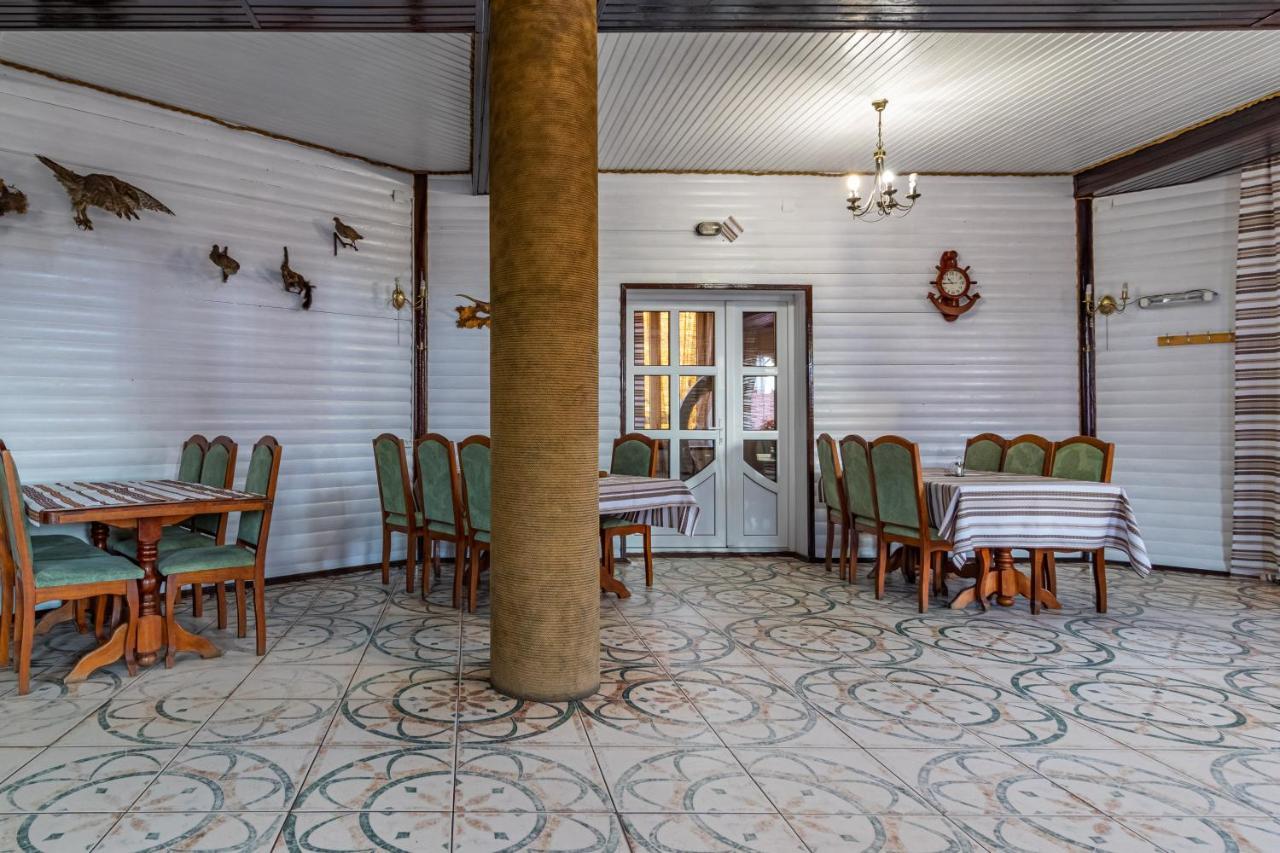 Гуцульська Світлиця Hotel Bukovel Kültér fotó
