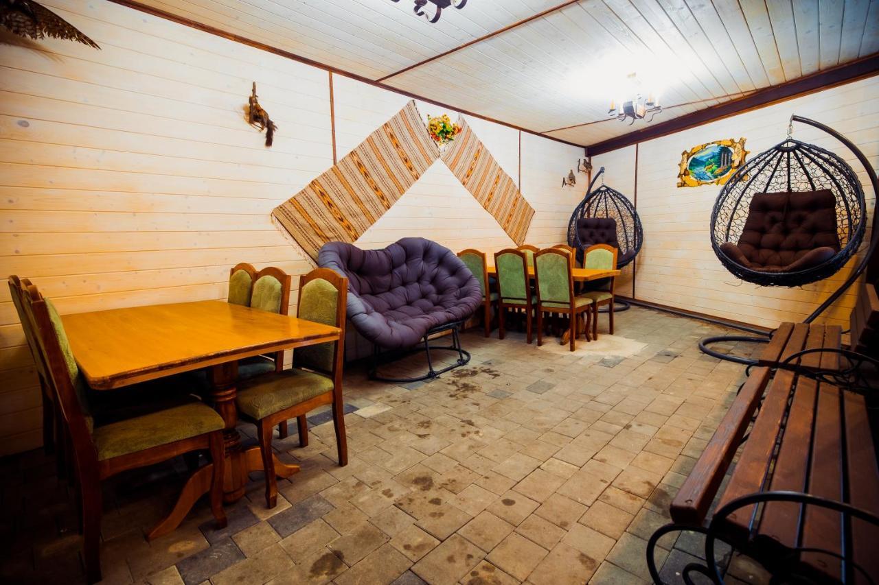 Гуцульська Світлиця Hotel Bukovel Kültér fotó