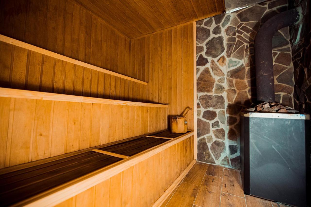 Гуцульська Світлиця Hotel Bukovel Kültér fotó